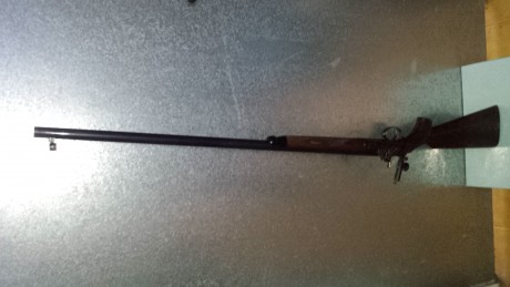 Buenas ... vendo rifle de avancarga Rigby  del calibre 45 y fabricado por AMR  en perfectas condiciones 02