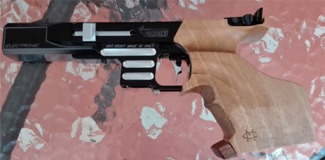 Hola todos, como digo en el encabezado vendo Pardini SP1 Rapid fire Electronica las pistola esta en Sevilla, 02