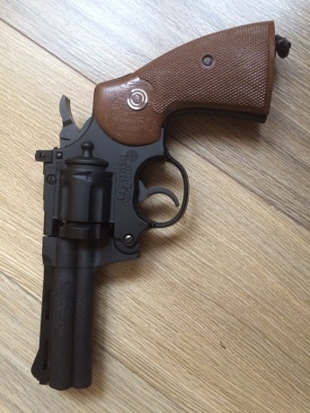 Revólver crosman 357 semiautomático de aire comprimido para bombonas de CO2 de 12 gramos, cargador de 02