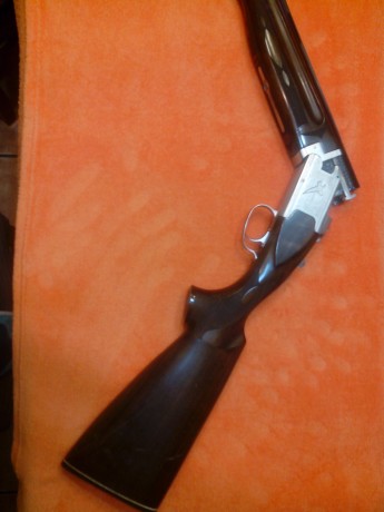 Un amigo pone en venta esta Laurona superpuesta con selector de tiro,expulsora,5 polichokes muy nueva 11