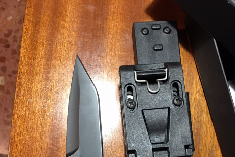 Vendo Cuchillo Extrema Ratio Modelo Col Moschin ( Compact Black)  a estrenar. Sin uso.
155 Euros. 01
