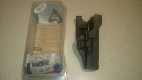 Lo dicho, vendo esta funda como nueva. Sólo para probarla. Me la compre para llevarla de servicio y cuando 02