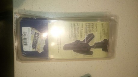 Lo dicho, vendo esta funda como nueva. Sólo para probarla. Me la compre para llevarla de servicio y cuando 01