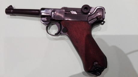 VENDO PISTOLA MODELO P08 EN CALIBRE 9MM PARABELLUM EN TIRO. INSCRITA EN LIBRO DE COLECCIONISTA.FABRICADA 02