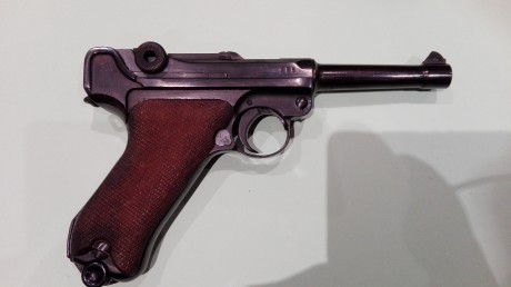 VENDO PISTOLA MODELO P08 EN CALIBRE 9MM PARABELLUM EN TIRO. INSCRITA EN LIBRO DE COLECCIONISTA.FABRICADA 00