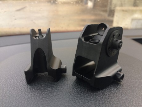 Alzas para AR o cualquier otro fusil con raíl picatinny.

Totalmente regulables.

Son réplica Daniel Defense, 01