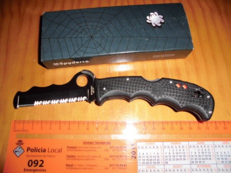   CAMBIADA, GRACIAS.   Navaja Spyderco Rescue assist, es nueva sin uso, tamaño grande ideada para bomberos 00