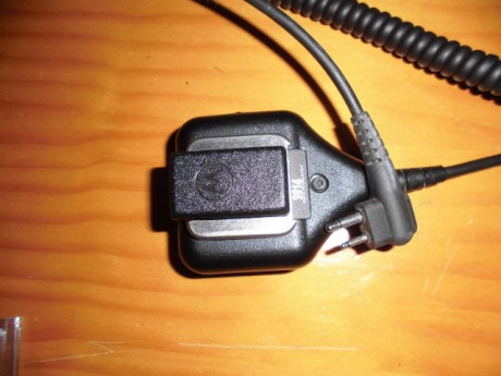 Micro para Motorola GP300, usado pero en muy buen estado, 100% original, no es de airsoft o copia, lo 01