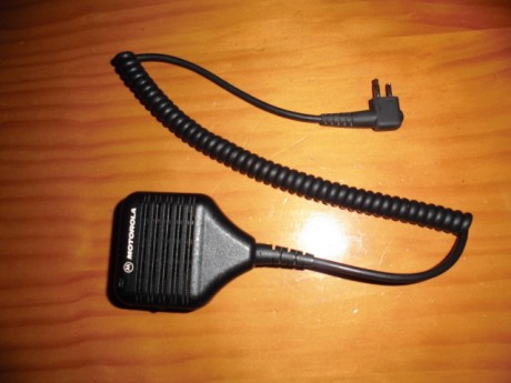 Micro para Motorola GP300, usado pero en muy buen estado, 100% original, no es de airsoft o copia, lo 00