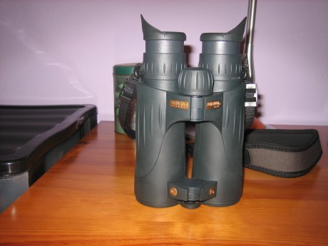 Hola. Vendo Prismáticos Steiner modelo Nichthunter XP de 8X44. de reestreno, con todos sus accesorios. 02