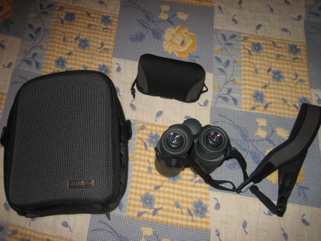 Hola. Vendo Prismáticos Steiner modelo Nichthunter XP de 8X44. de reestreno, con todos sus accesorios. 10