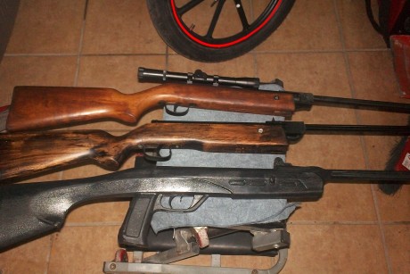 vendo lote de 3 carabinas una cometa V CAL 5. 5 con visor tasco 4x20 ,muelle,sello y junta del cañon nuevas,la 02