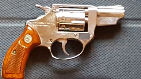 Pues eso, que vendo este ASTRA CADIX 2" cal. 22 LR en INOX inscrito en Libro de Coleccionista.
Lugar:Lleida
Precio 00