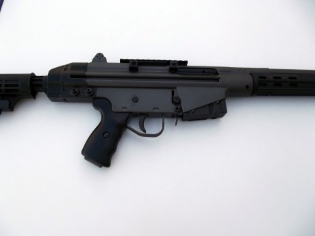 Buenas compañeros, por falta de tiempo vendo este Cetme C calibre 307, el arma a disparado en 8 años unos 22