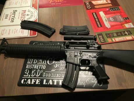 Hola pongo a la venta M16 calibre 22lr, marca Walther Colt Umarex, se trata de la copia exacta de los 11
