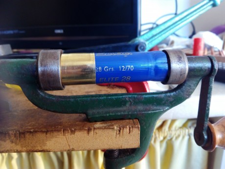 pues eso me gustaria hacer un recopilatorio de tablas de recarga para escopeta.

Para empezar ahí os pongo 50