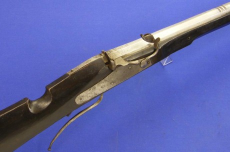 Voy a colocar unas fotos de un arma larga alemana de llave de mecha del siglo XVI. 11