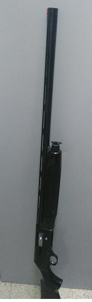  venta magnífica semiautomática Beretta A304 cal 12/70 
Excelente escopeta en un estado impecable
Además 02