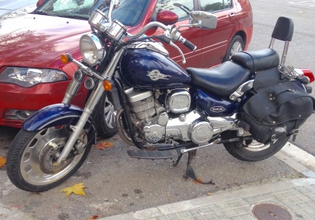 Cambio moto Daelim daystar 125, es del año 2004 y tiene 41.000 km, está sin Itv porque llevo dos años 00