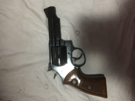 Se vende. Buen estado. 250 euros.portes a cargo del comprador. 01