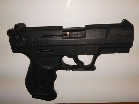Muy buenas.
Pongo a la venta mi walther P22 LR de doble y simple accion en simple accion peso del gatillo 11