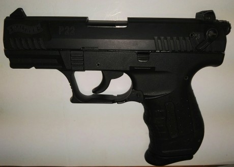 Muy buenas.
Pongo a la venta mi walther P22 LR de doble y simple accion en simple accion peso del gatillo 10