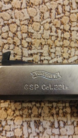 Vendo walther en acero pulido , con una gran precisión y fiabilidad la entrego con maletin y 2 cargadores. 01