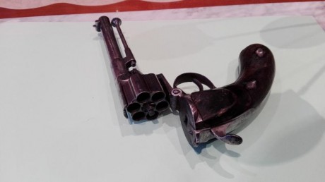 vendo revolver frances calibre 12mm devisme año aproximado 1868 inscrito en libro de coleccionista.precio 00