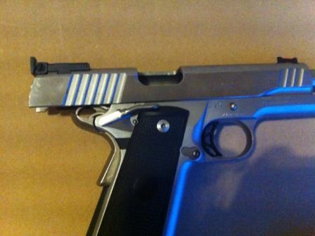Vendo una pistola Para Ordnance mod. 18-9 Hi-Cap calibre 9mm Parabellum. Alza micrométrica y mira de fibra 00