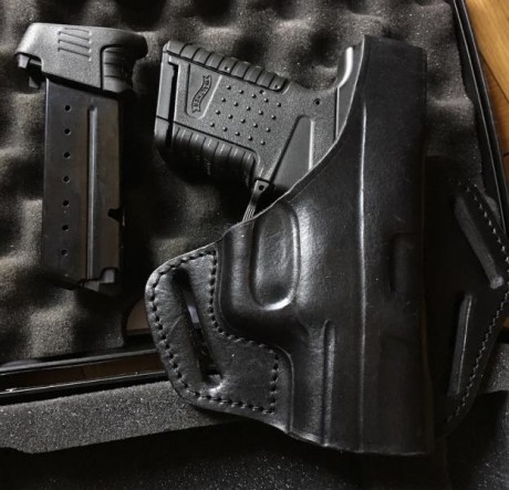 VENDIDA










Hola a todos,

Vendo mi Walther PPS, una pistola que es cómoda y discreta al portarla, 00