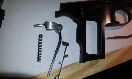 Hola compañeros, acabo de adquirir una hammerli 208 en un gran estado,funciona de lujo,he tirado en pocos 132