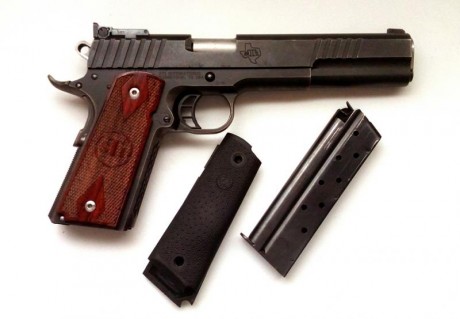 aludos a todos 8, tengo WATSHAPP 02