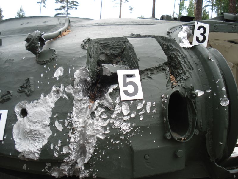 Empiezo mi serie dedicada al museo de carro de combate de Parola mostrandoos las torres, de T72,T62 asi 20