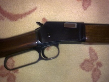 Se vende carabina Browning bl 22  esta como nueva en 370€ 00