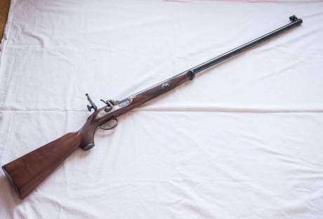 vendo rifle Rigby, cal 451 AMR del armero Antonio Marcos Relea con túnel ajustable y diopter; muy buen 02