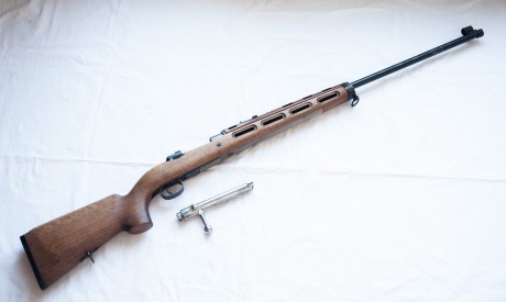 vendo Mauser sueco de arsenal, cañón seleccionado, cal 6,5 x 55 con culata original, y culata M 69; buen 01