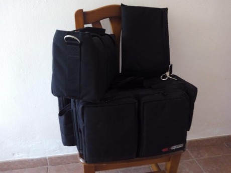 Bolsa Ced xl, buen estado por 50 eu. aquaris 1244.jpg  aquaris 1245.jpg  00