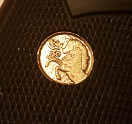 Son cachas originales Colt, para el modelo Python, 40 euros, estan con muy poco uso, porque tenia puestas 00