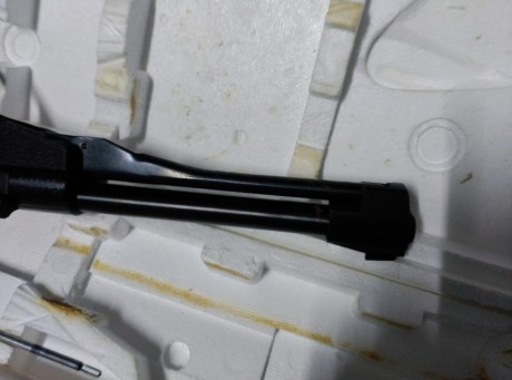Hola,

Acabo de registrarme en el foro por un sólo hecho, he encontrado en mi casa una vieja pistola de 41