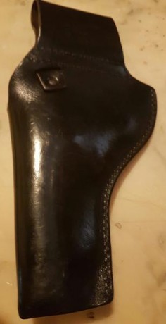 Se vende funda para revolver 6", calibre 38-357, en buenas condiciones, 20 euros, envios por parte 01