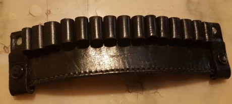 Se vende estupenda canana para llevar con el revolver o pistola, puede llevar munición del 9 pb, 38 y 01