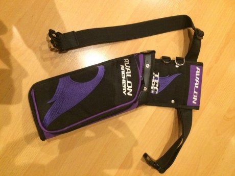Vendo Disparador para arco de poleas Cartel Ember I, perfecto funcionamiento.

Como extra se puso la bola 00