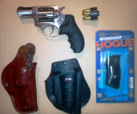 Buenas tardes, tengo intención de vender e revólver marca Ruger modelo SP 101, calibre 38 especial, cañón 01