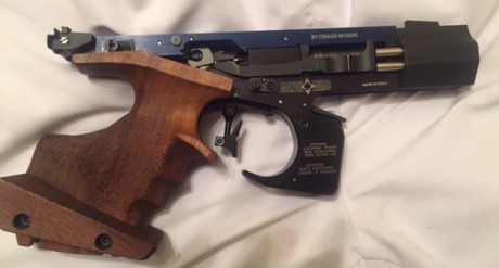 Hola compañeros.
Pongo a la venta mi Match gun del 22 lr. La compre nueva a ibergrips (Pablo García) en 02