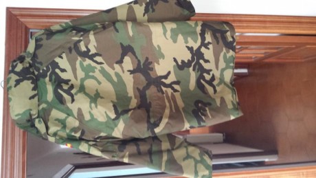 Pues La vendo sin estrenar, es original de goretex, con chaleco desmontable y capucha oculta en el cuello 01