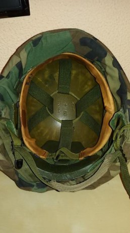 Vendo casco americano M-88 PASGT de paracaidista de kevlar balistico,fabricado por Stemaco, con funda 01