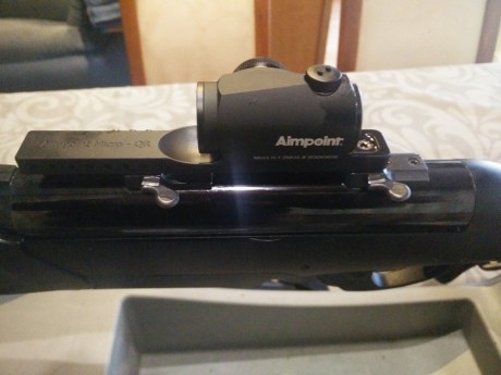 Vendo Aimpoint H1 2 Moa 400€

Montura fija para base weaver + montura MICRO LRP MOUNT KIT + montura HMS 10