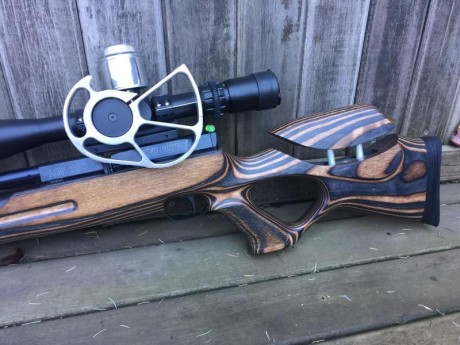 Vendo pcp Weihrauch 100T FSB laminada calibre 4.5 comprada en Mundilar este año con garantia de fabrica, 41