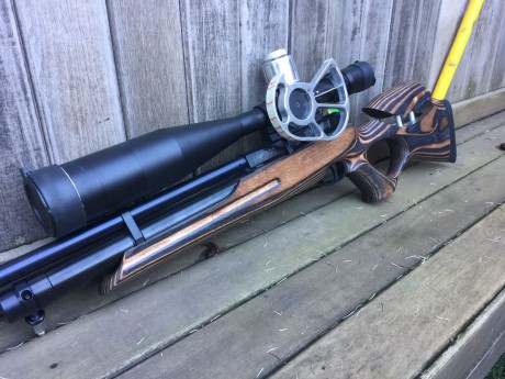 Vendo pcp Weihrauch 100T FSB laminada calibre 4.5 comprada en Mundilar este año con garantia de fabrica, 40