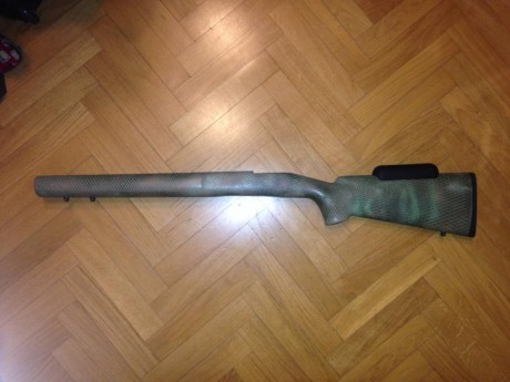 hola compañeros,
tengo una culata de Remington 700 Police, culata HS Precision, con bedding de aluminio, 02